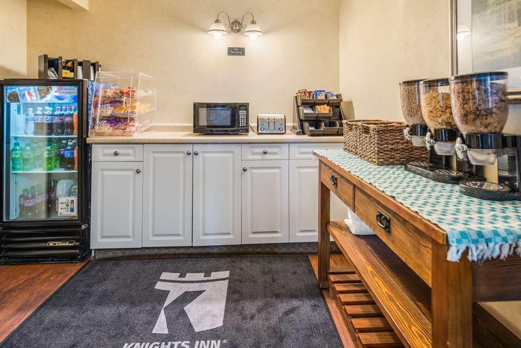 Knights Inn Sandusky Restaurace fotografie